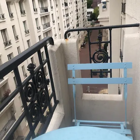 Au Calme, Avec Balcon, Bail Mobilité Ok Appartamento Parigi