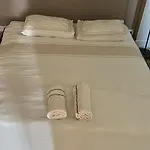 Au Calme, Avec Balcon, Bail Mobilite Ok 아파트 파리