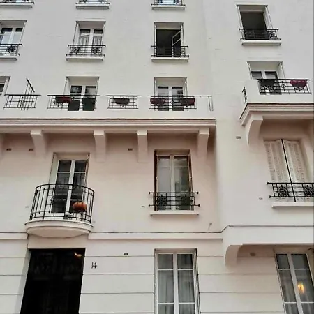 Avec Balcon Dans Calme Avec Gardien - Apartment