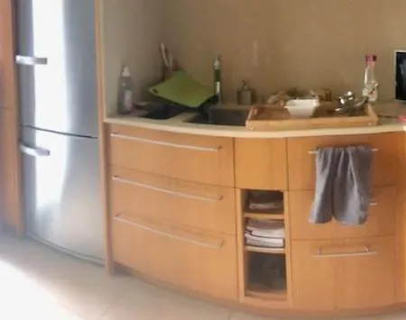 Apartment Avec Balcon Dans Calme Avec Gardien - *